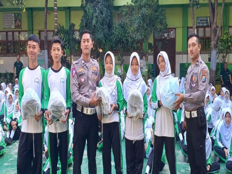 DIKMASLANTAS DI MTS NEGERI KOTA PROBOLINGGO