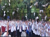 BUNYI SIRINE DAN PELEPASAN BURUNG MERPATI, TANDAI PEMBUKAAN MATSAMA MTsN KOTA PROBOLINGGO